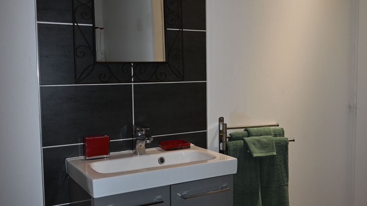 Photo of Bathroom in Beaupuy