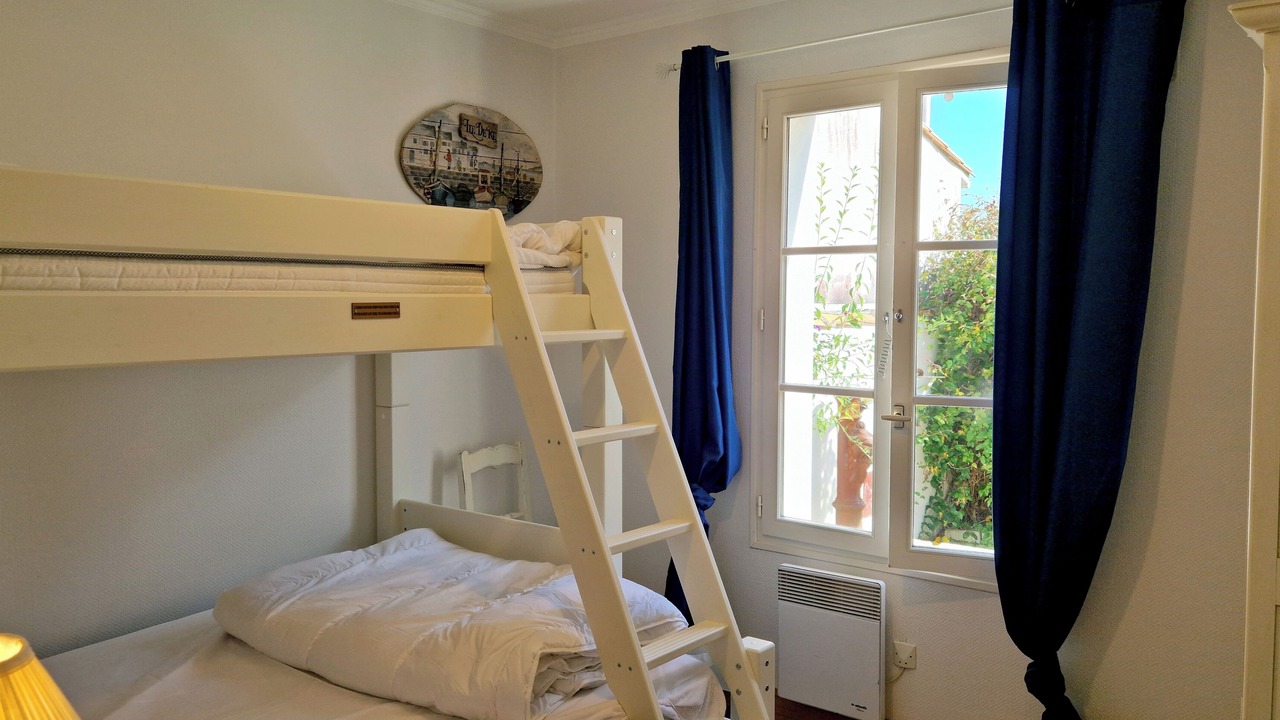 Photo of Bedroom in La Flotte