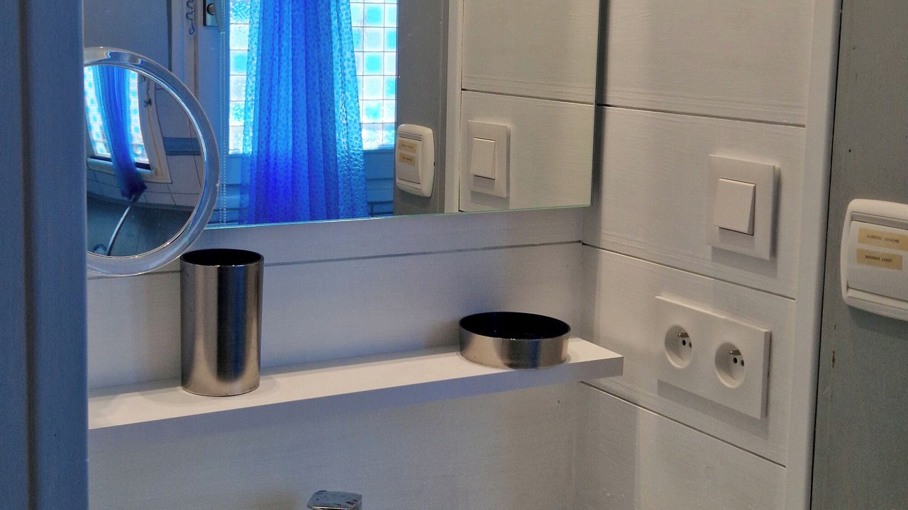 Photo of Bathroom in La Flotte