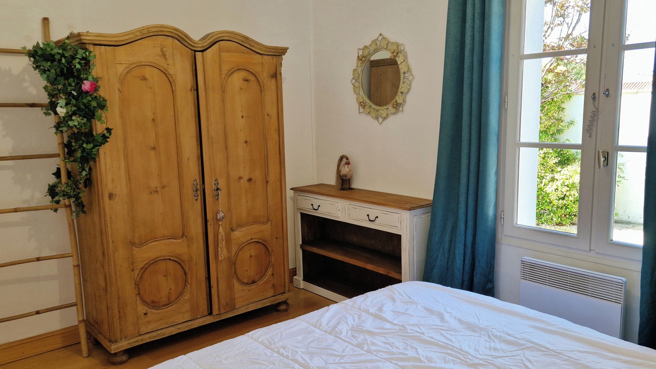 Photo of Bedroom in La Flotte