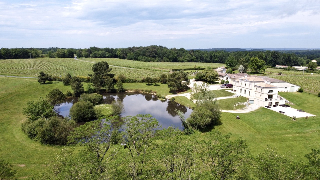 Photo of Outdoor in Petit-Palais-et-Cornemps