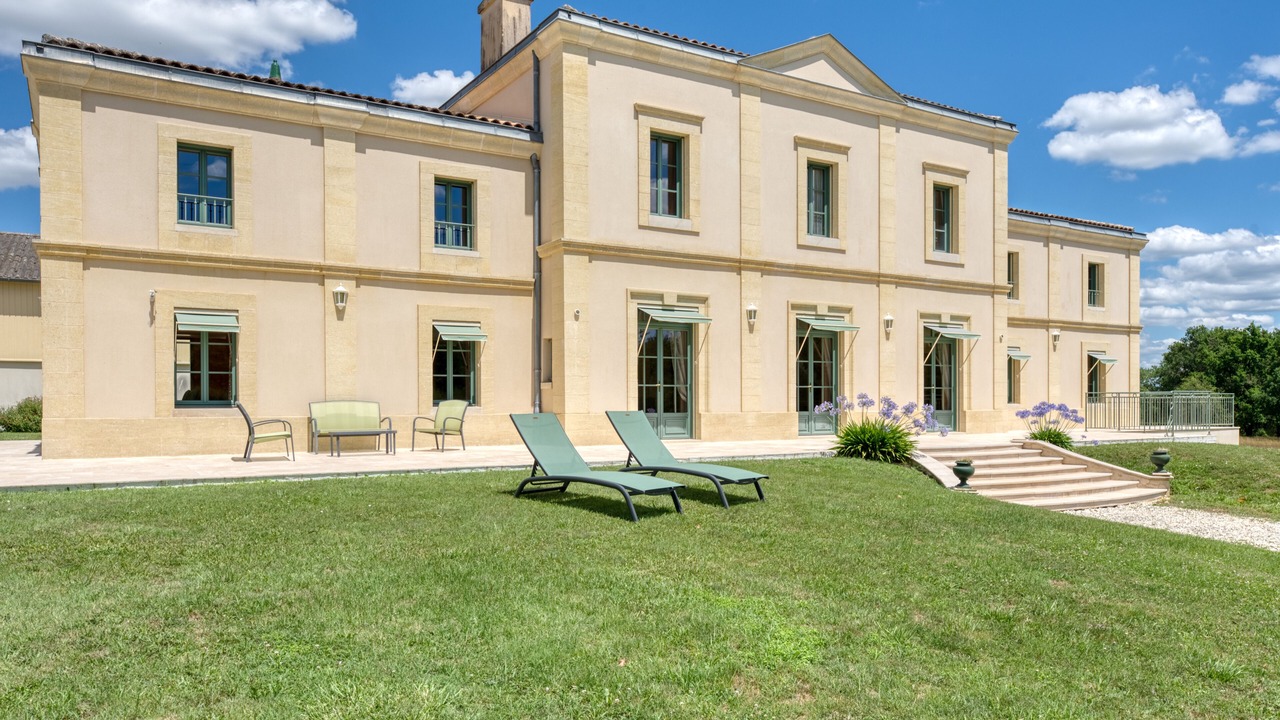Photo of Outdoor in Petit-Palais-et-Cornemps