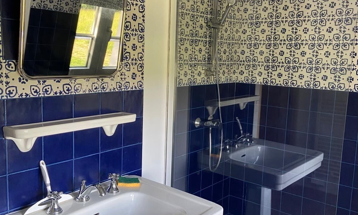 Photo of Bathroom in Saint-Romain-sur-Gironde