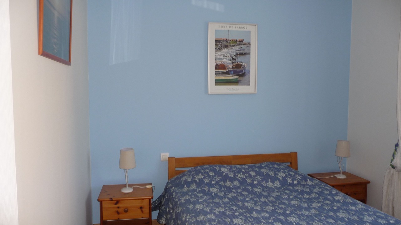 Photo of Bedroom in Gujan-Mestras