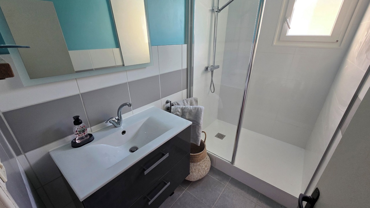Photo of Bathroom in Saintes-Maries-de-la-Mer