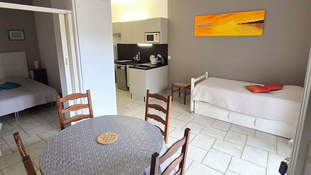 Photo of Bedroom in Hyeres
