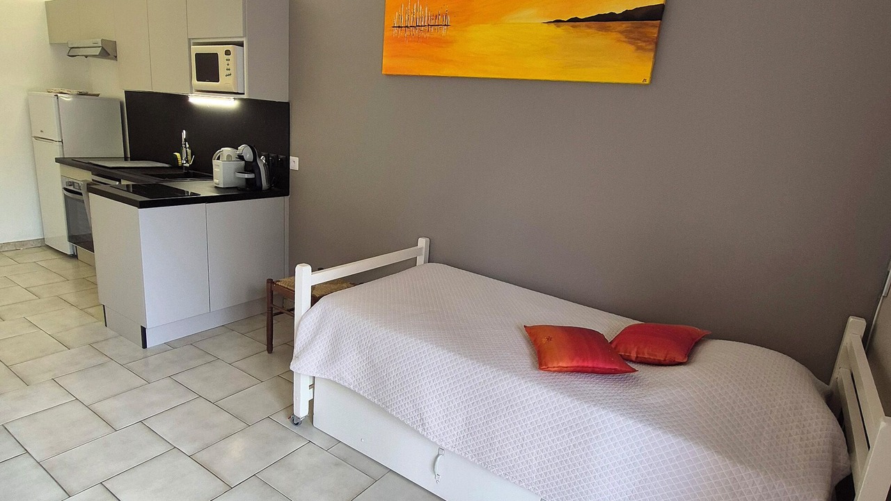 Photo of Bedroom in Hyeres