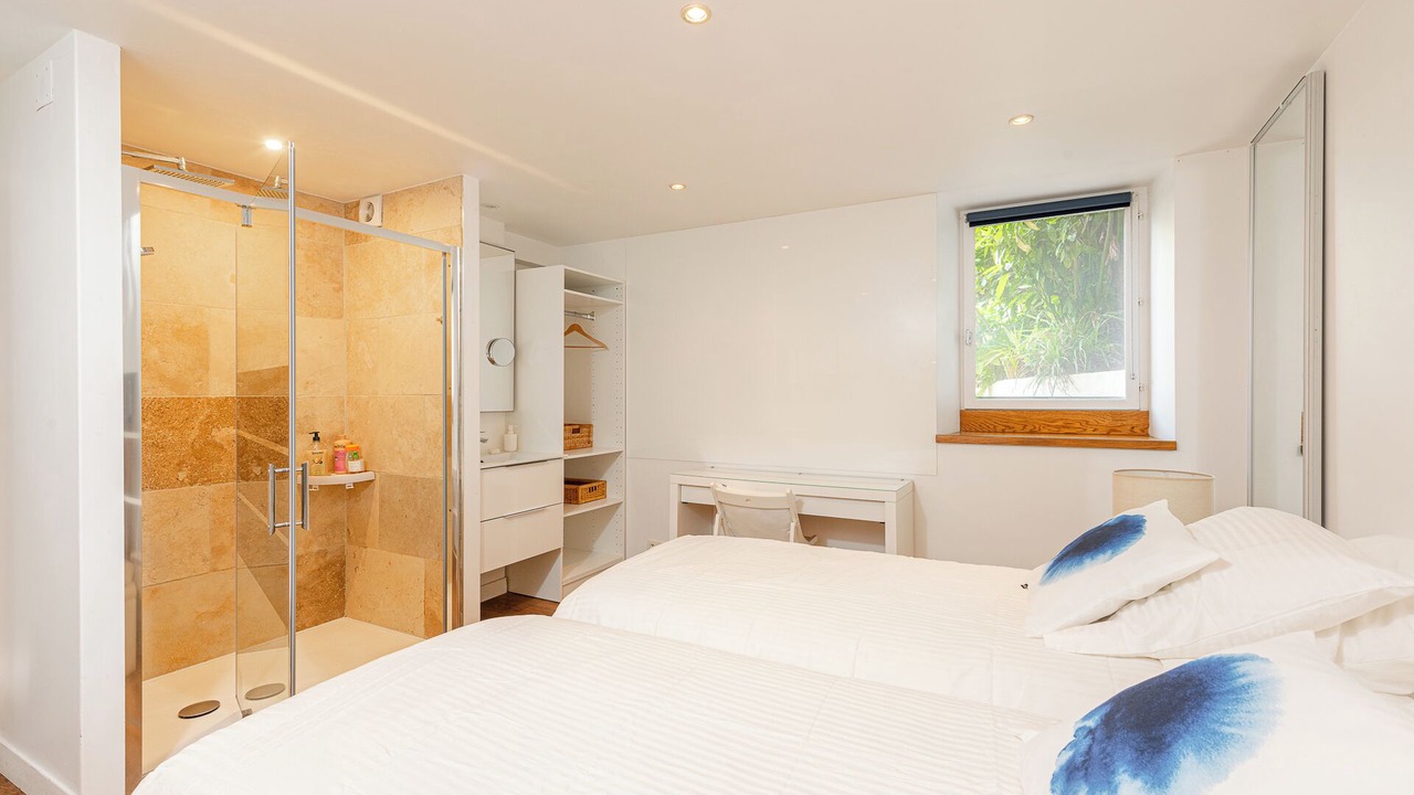 Photo of Bedroom in Biarritz City Centre