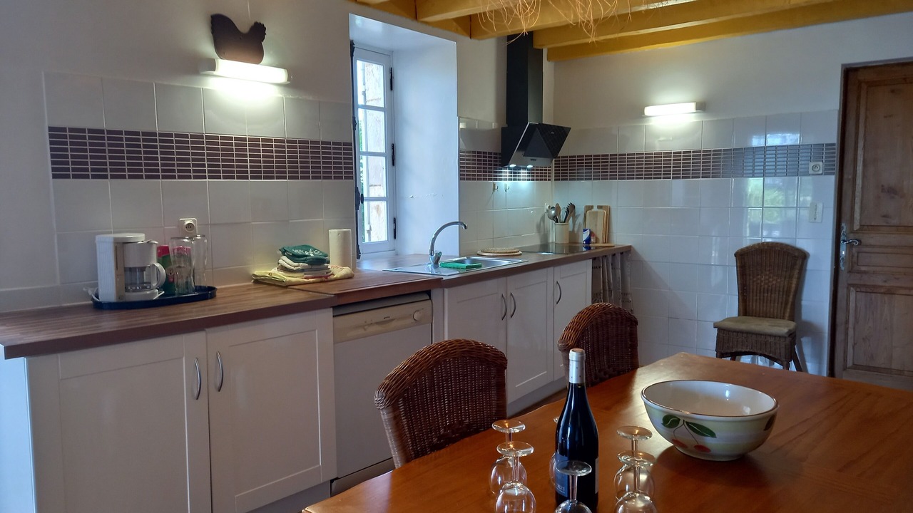 Photo of Kitchen in Sauveterre-la-Lemance