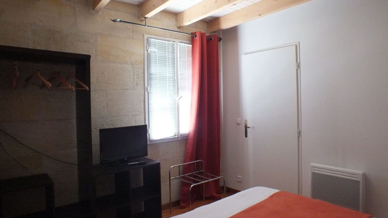 Photo of Bedroom in Abzac