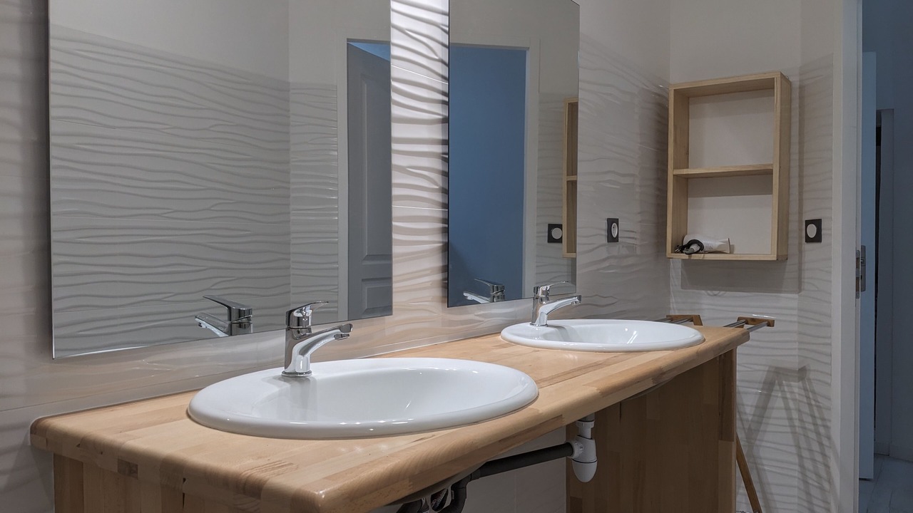 Photo of Bathroom in Surgeres