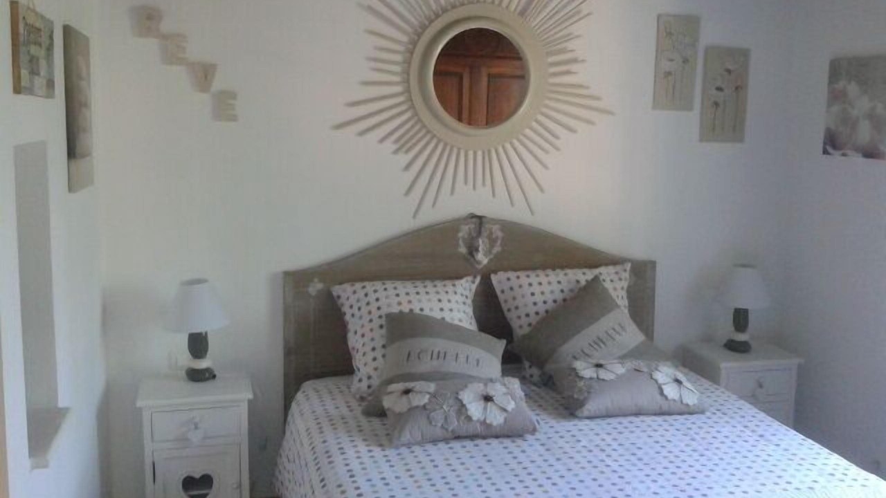 Photo of Bedroom in Saumane-de-Vaucluse