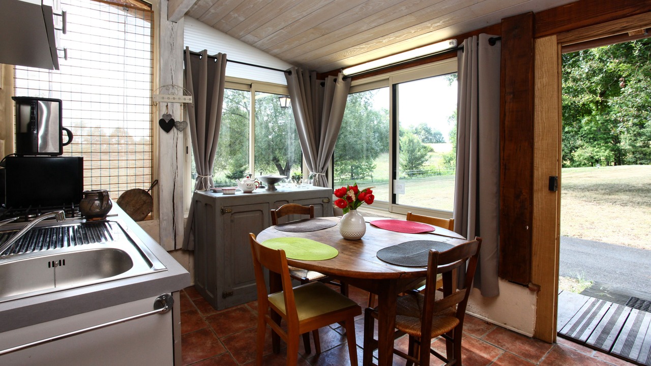Photo of Kitchen in Saint-Jean-d'Eyraud