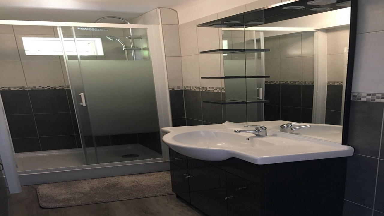 Photo of Bathroom in Sarlat-la-Caneda