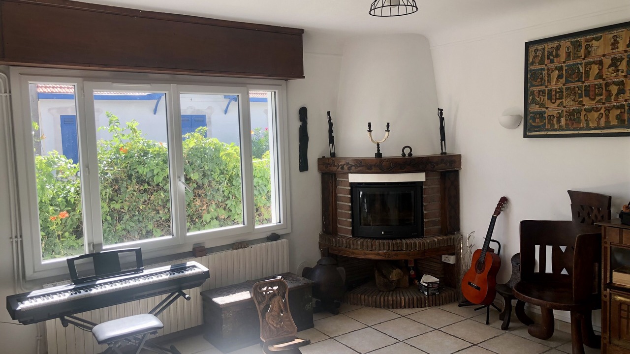 Photo of Livingroom in Cote Landaise