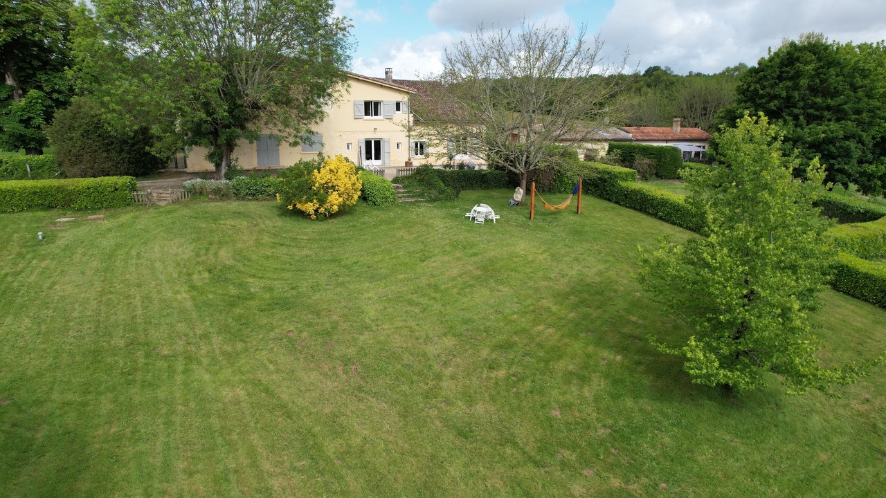 Photo of Outdoor in Haux
