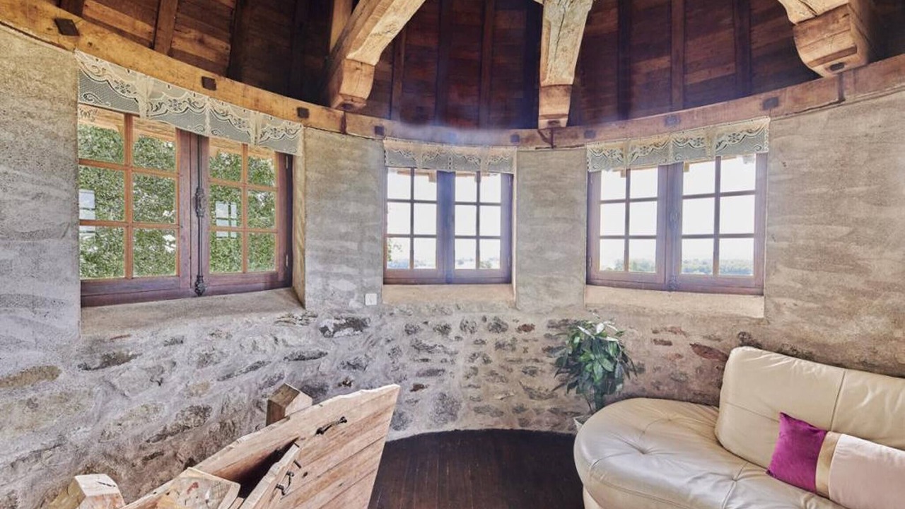 Photo of Livingroom in Coutures