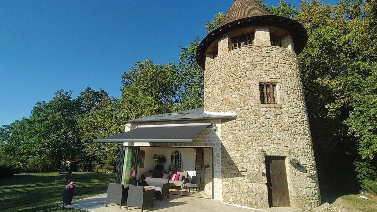 Photo of Outdoor in Coutures
