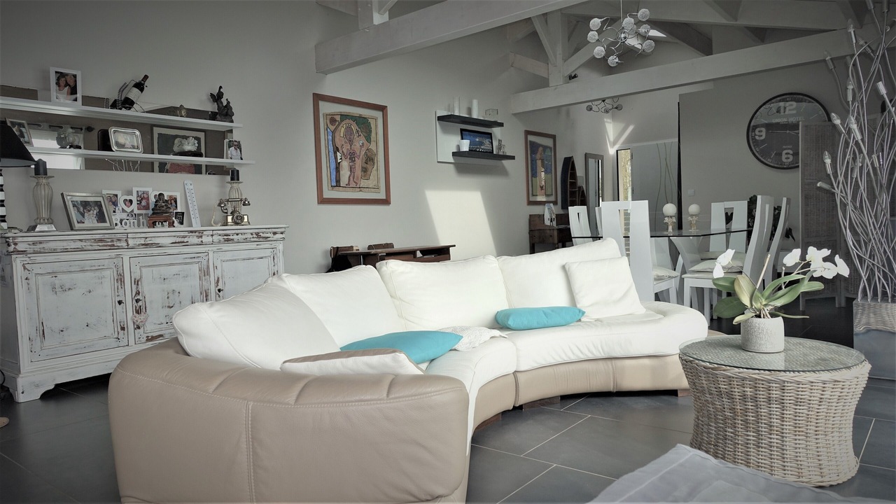 Photo of Livingroom in Le Thou