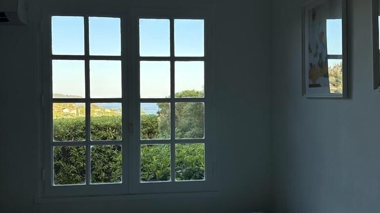 Photo of Bedroom in Le Lavandou