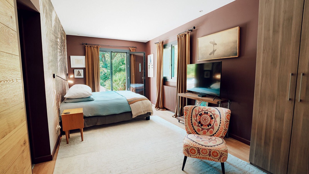 Photo of Bedroom in Arbonne