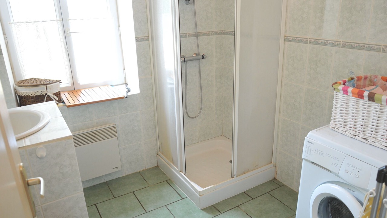 Photo of Bathroom in Saint-Michel-de-Villadeix