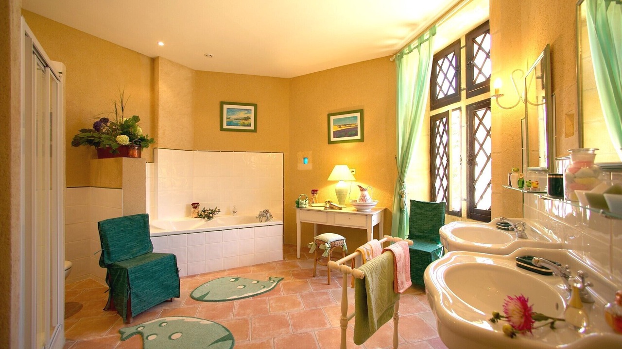 Photo of Bathroom in Bourniquel