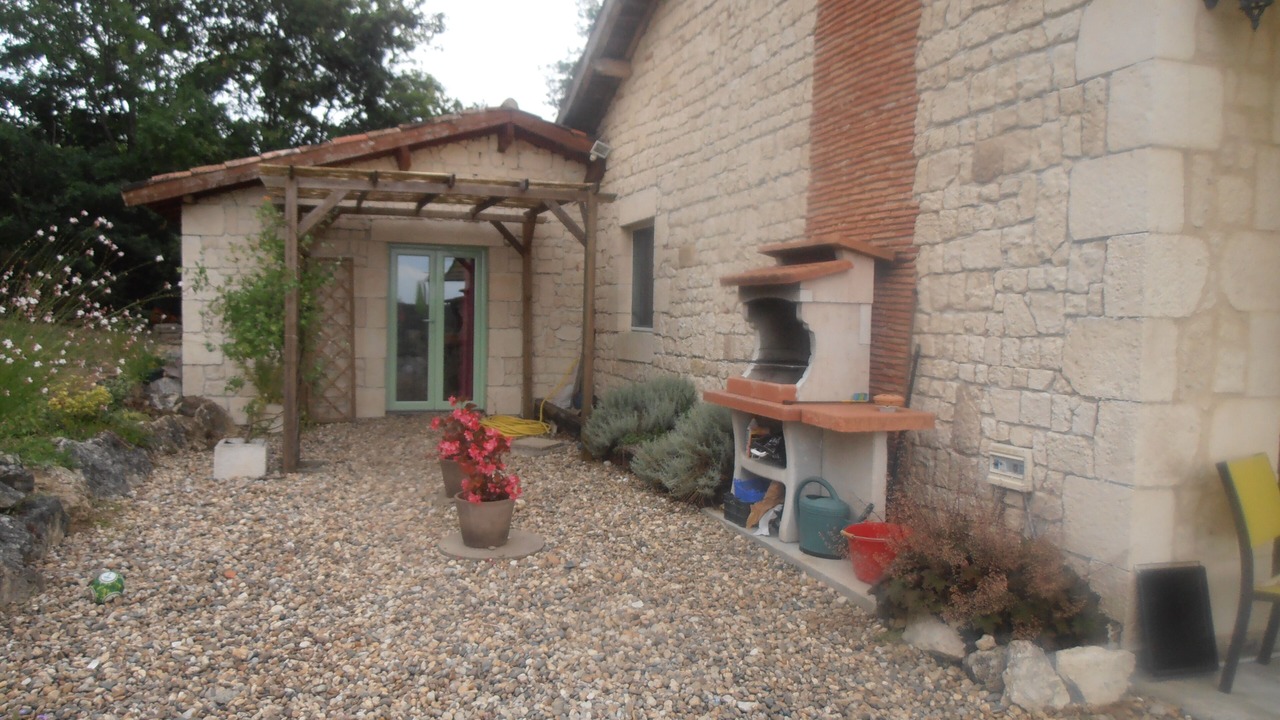 Photo of Patio Balcony in Sainte-Sabine-Born