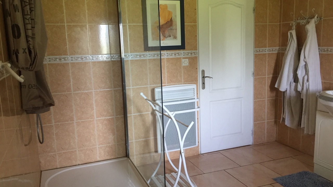 Photo of Bathroom in Marillac-le-Franc