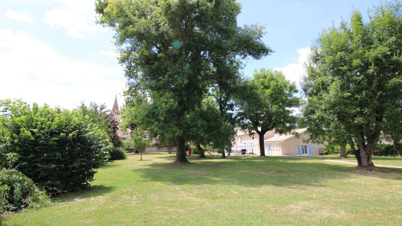 Photo of Outdoor in Serres-et-Montguyard