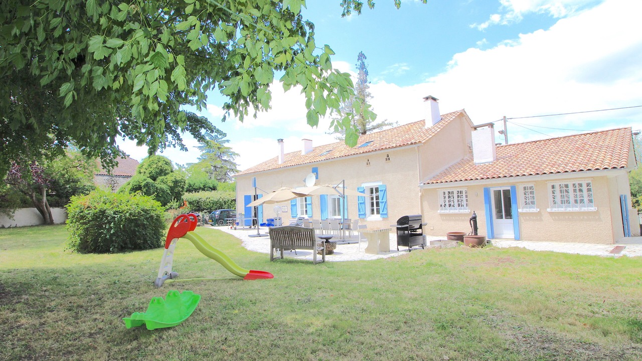 Photo of Outdoor in Serres-et-Montguyard
