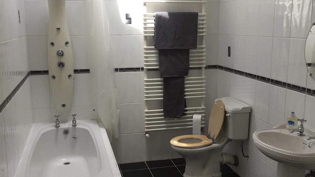 Photo of Bathroom in Saint-Sulpice-de-Cognac