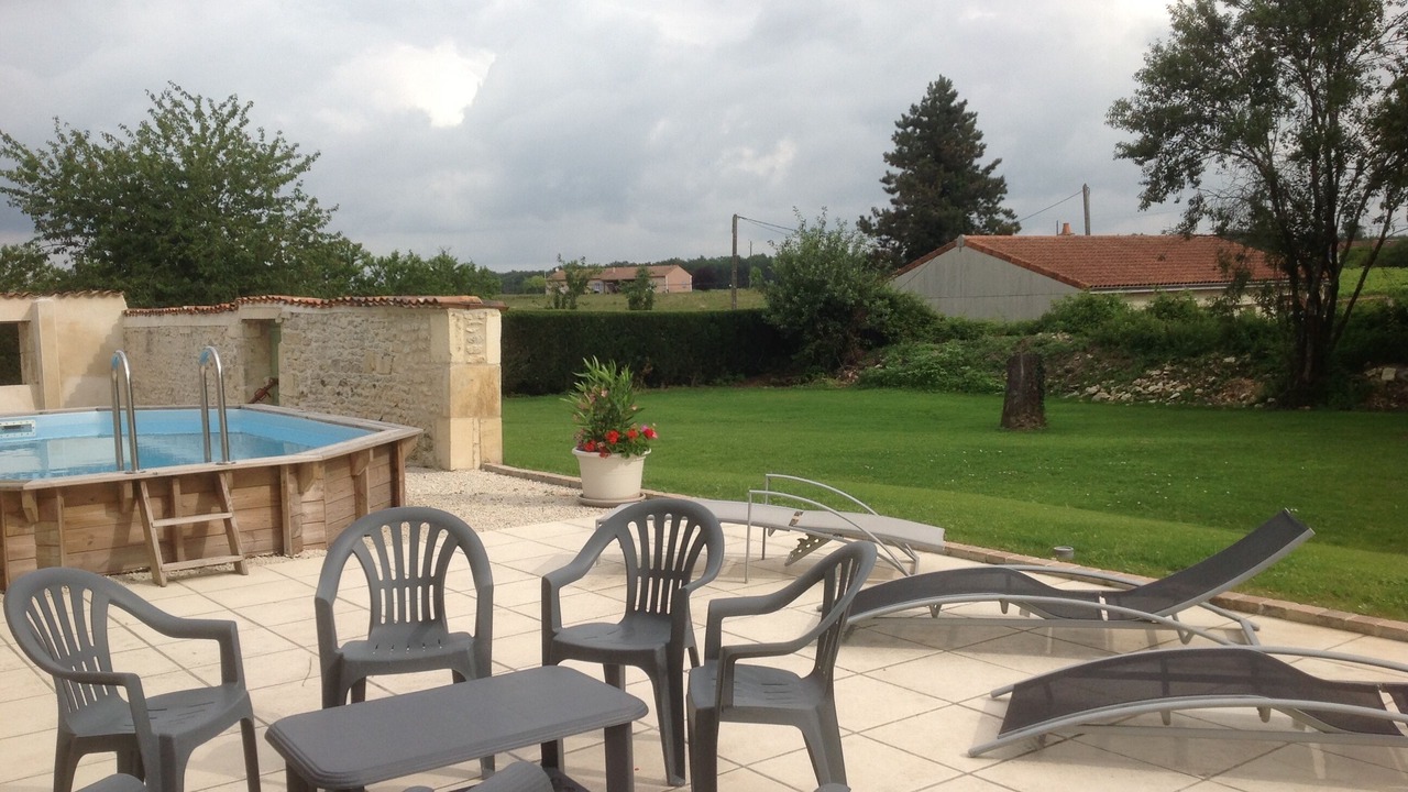 Photo of Outdoor in Saint-Sulpice-de-Cognac