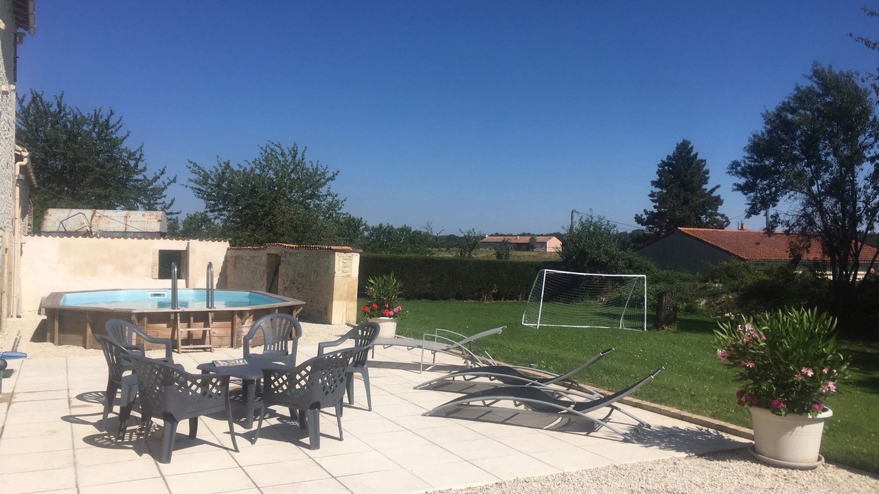 Photo of Outdoor in Saint-Sulpice-de-Cognac