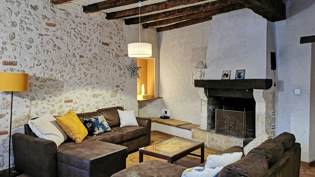 Photo of Livingroom in Aubiac