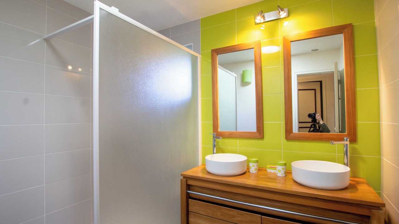 Photo of Bathroom in Saint-Paul-Lizonne