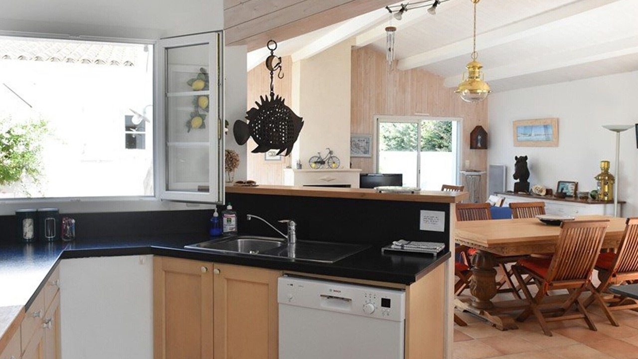 Photo of Kitchen in Les Portes-en-Re