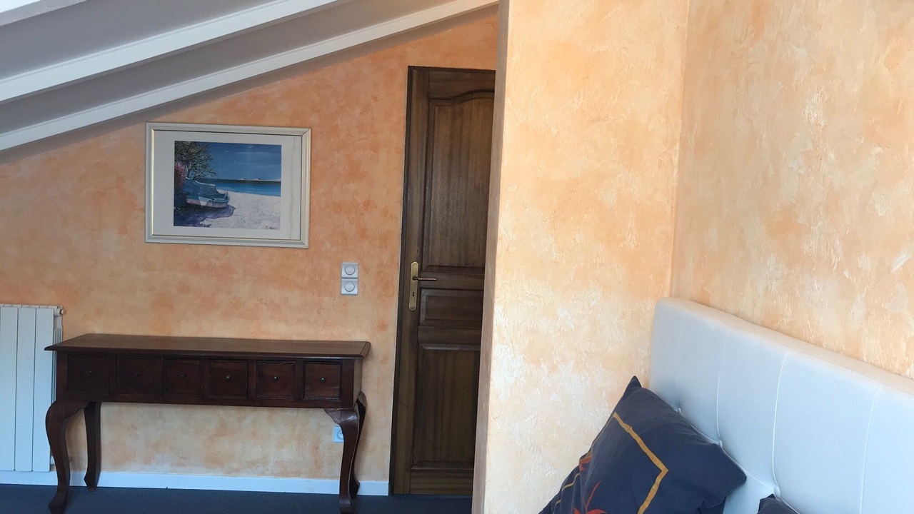 Photo of Bedroom in Saint-Christoly-de-Blaye