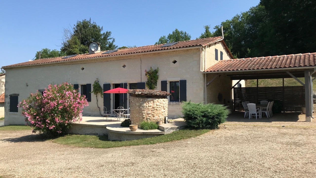 Photo of Outdoor in Saint-Aulaye-Puymangou