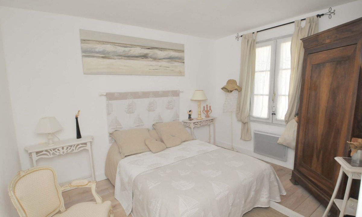 Photo of Bedroom in Sainte-Marie-de-Re