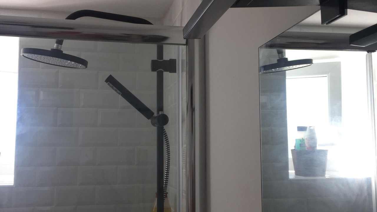 Photo of Bathroom in Queaux