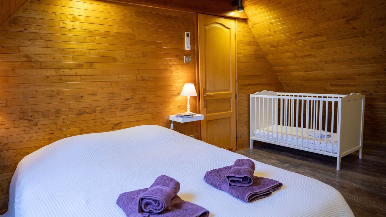 Photo of Bedroom in Rouffignac-Saint-Cernin-de-Reilhac