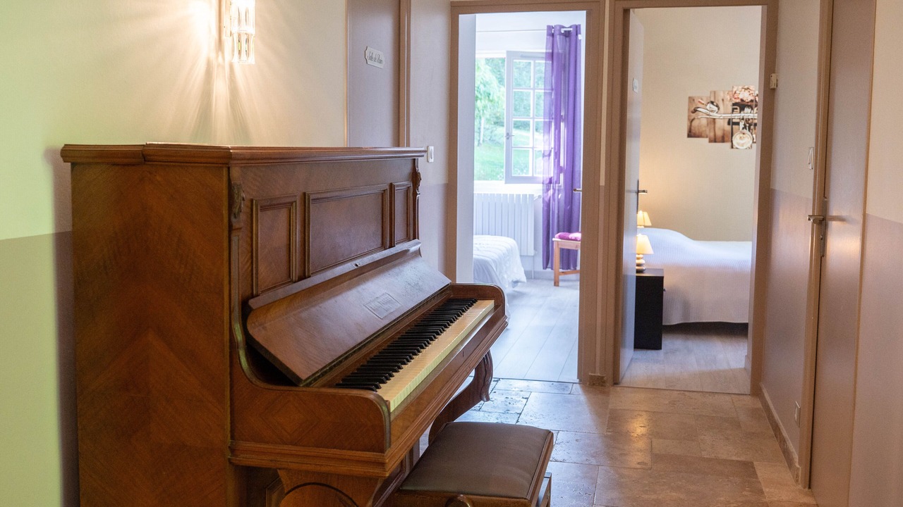 Photo of Bedroom in Rouffignac-Saint-Cernin-de-Reilhac