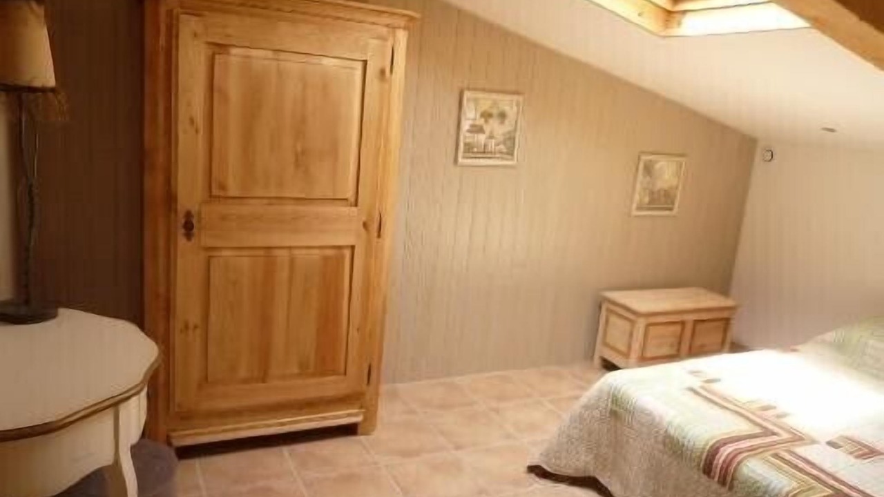 Photo of Bedroom in Sainte-Sabine-Born