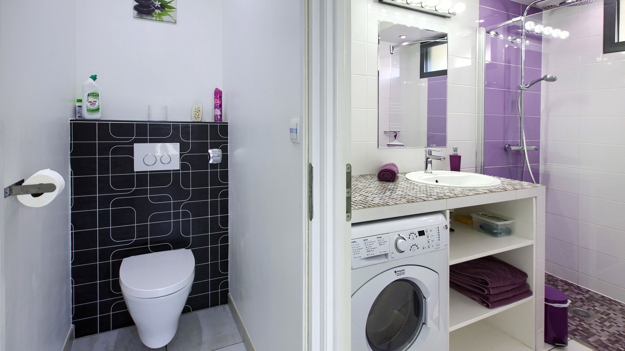 Photo of Bathroom in Begles
