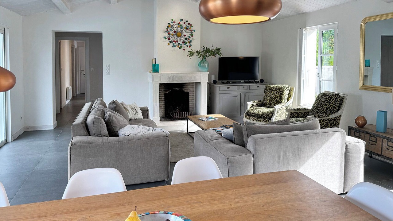 Photo of Livingroom in Les Portes-en-Re