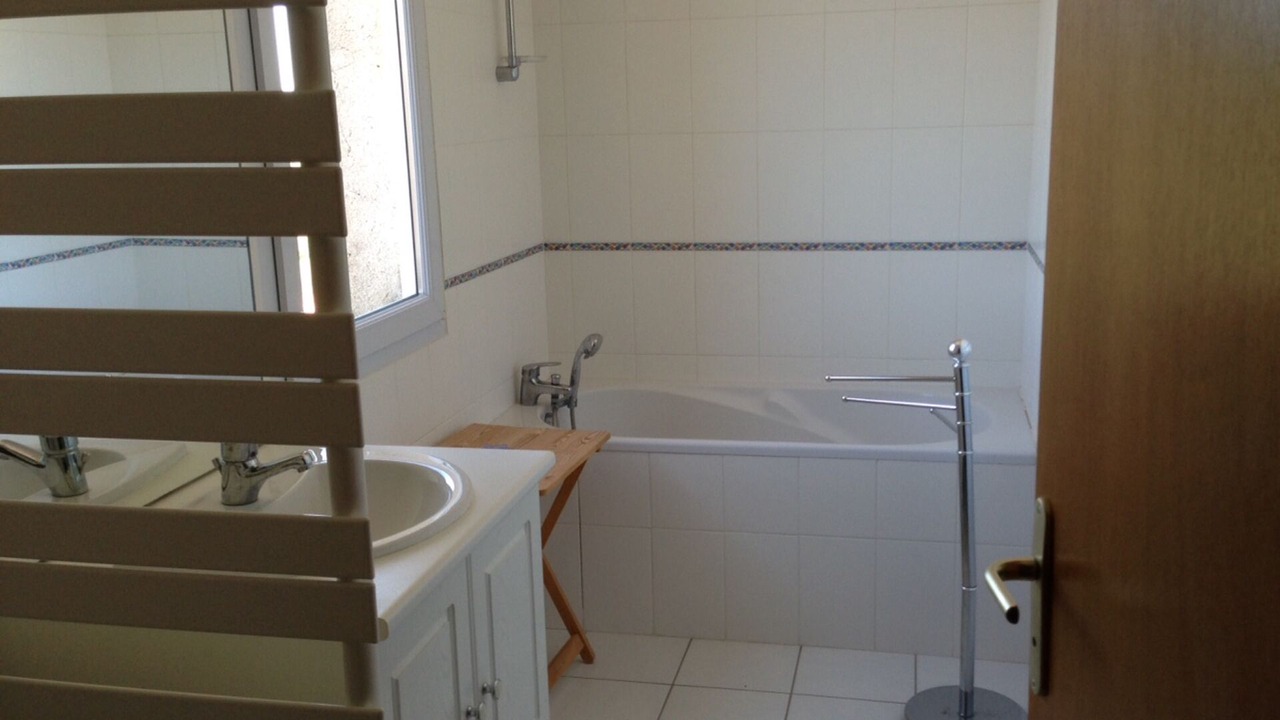 Photo of Bathroom in Pays-de-Belves