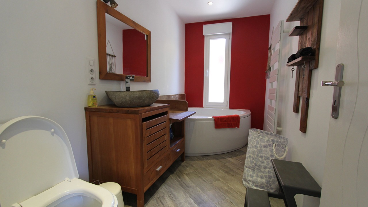 Photo of Bathroom in Le Porge