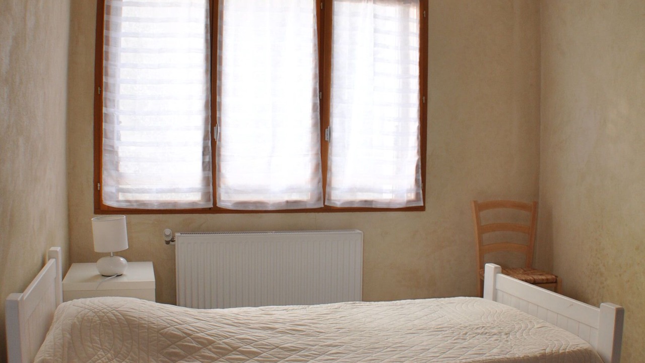 Photo of Bedroom in Lormont
