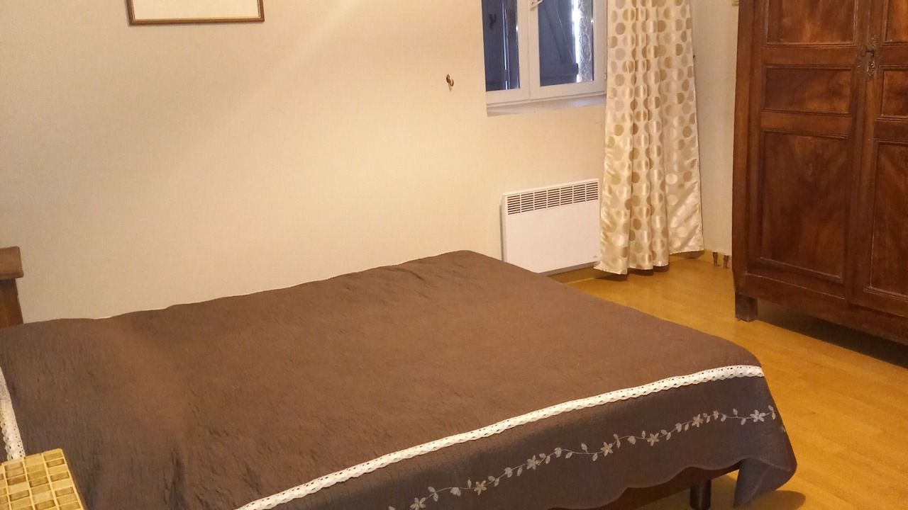 Photo of Bedroom in Puyguilhem